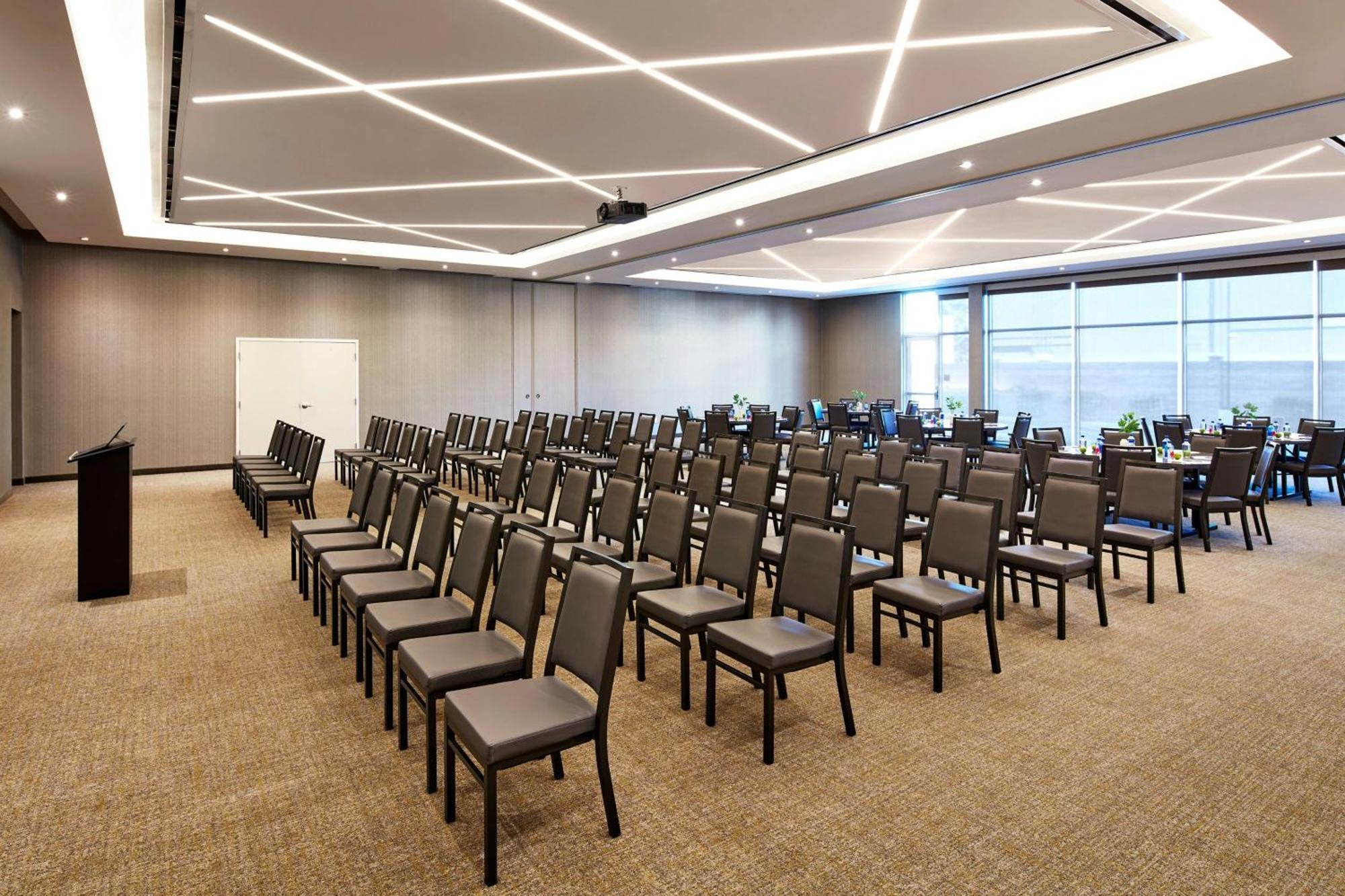Springhill Suites By Marriott Los Angeles Downey Exterior photo